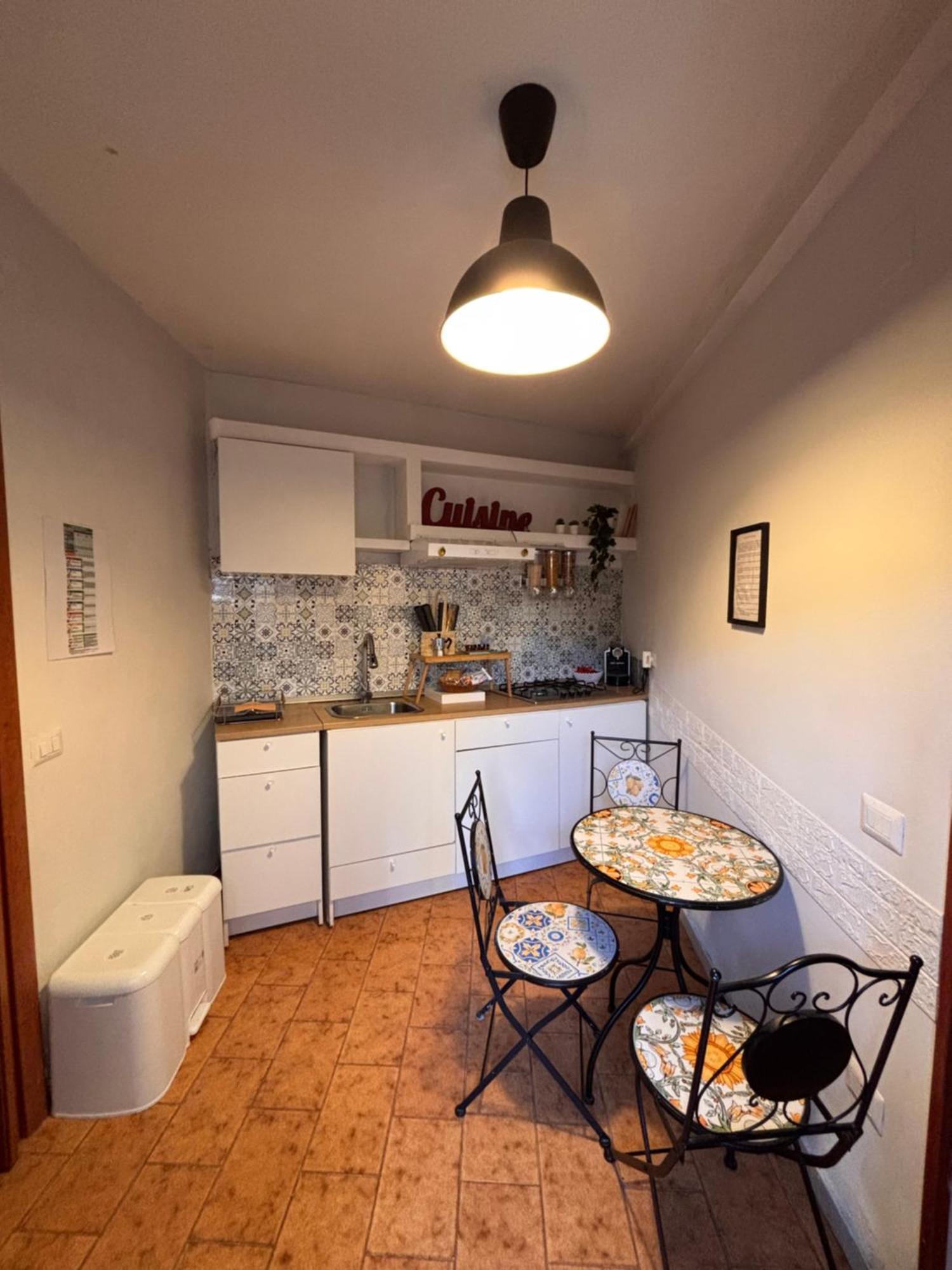 Lisaapartmenthouse萨莱诺 外观 照片